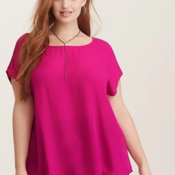 630-29 Torrid Hot Pink Georgette Ring-Back top blouse Size 1 (14/16) - Picture 3 of 12